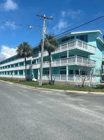 Jewel of Cedar Key-Pet Friendly condo 130