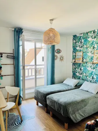 Coquet T3 50m2 Plein Sud, vue Mer, Plage à 30 m Отели в г. Мерлимон