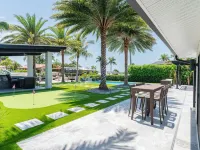 Beautiful views of Naples Bay and walking distance to 5th ave!