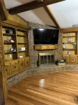 4-bedroom lodge in delightful Lubbock with AC, WiFi