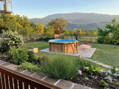 Galileo Holiday House. Nature and relaxation with sauna, swimming pool and pets allowed. Hotels near Il Castello di Rocca Calascio