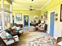 Charming 2-bedroom house in peaceful Keaau with WiFi, AC ハワイアン・パラダイス・パークのホテル