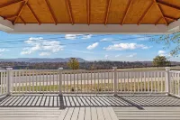 Mountain View Bungalow in Front Royal Hotels in Front Royal