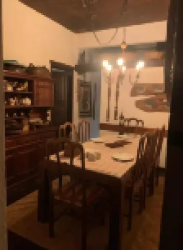 Casa com Cachoeira Particular