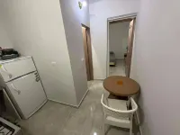 2 min walk to the Sea / shared garden with sky view ,Wi-Fi , pet friendly