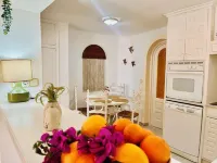Fantastically beautiful studio with sun terrace and sea view, up to four people