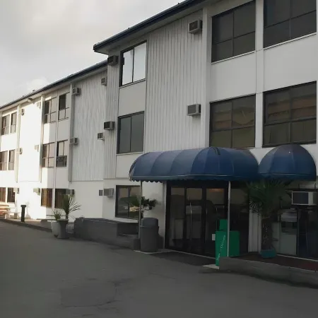 Island Travel Inn