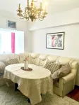 Welcoming 2-bedroom apartment in Suceava near the Airport Hotels in 