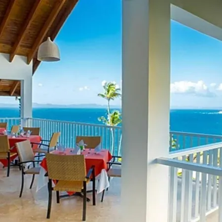 Vista Mare Ocean View Spacious 2-Bedroom