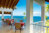 Vista Mare Ocean View Spacious 2-Bedroom