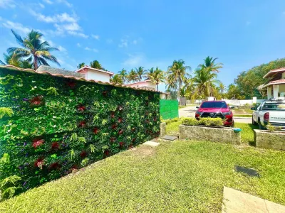 Beachfront Luxury Villa in Amatecampo Beach, El Salvador Hotels in 