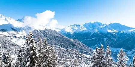 Ideally located near the Verbier center & Medran lift staion