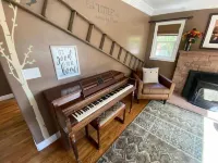 Grammie’s Manor – A One-of-a-Kind Stay in Heart of Kanab w/ Hot Tub, Gym, & More