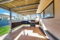 Tamworth Holiday Park Hotels in Hillvue