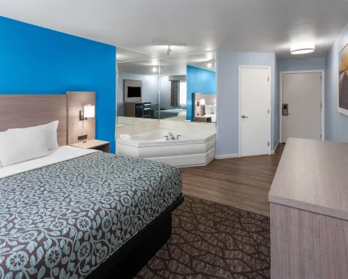 Baymont by Wyndham Manistee Hotels in Filer Charter Township