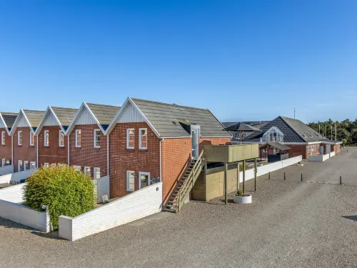 "Reimund" - 2.3km from the Sea