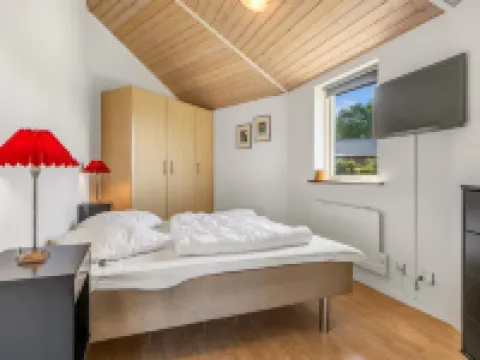 "Adrienne" - 35km from the Sea Hotels in Arrild