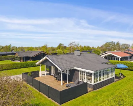 "Ekatarina" - 125m from the Sea Hoteles en Juelsminde