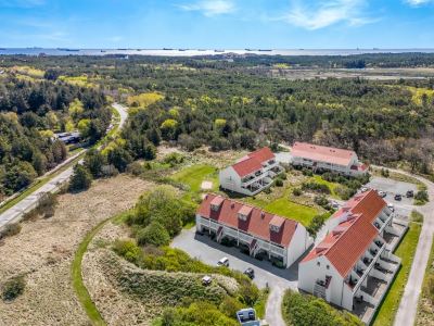 "Cilla" - 1km from the Sea