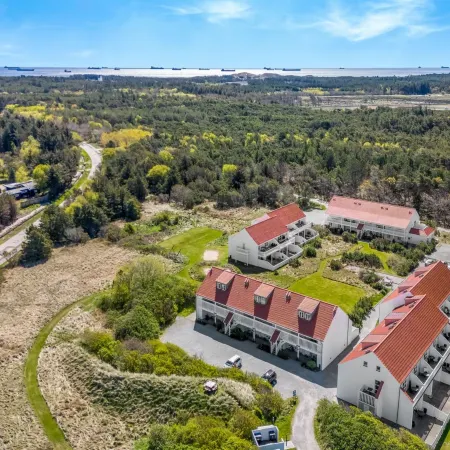 "Cilla" - 1km from the Sea
