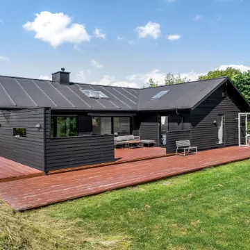 "Merve" - 250m from the sea