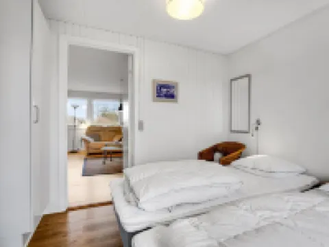 "Esther" - 700m from the Sea Hotels near Utterslev Kirke