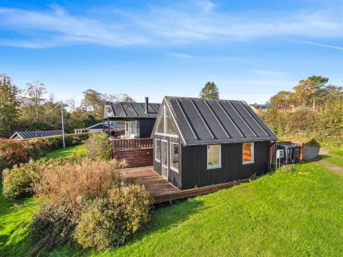 "Vanna" - 500m from the sea