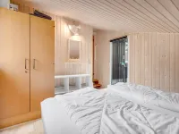 "Iris" - 200m to the Fjord Hotels in Thyholm