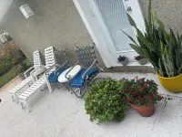 Pool w/slide, low fees, free golf cart, pets welcome. 10 blocks beach-near Mayo.