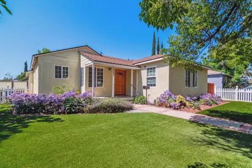 Stylish 3BR Getaway + Pool Hotels in Tarzana