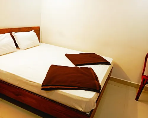 Staymaker Jayalaxmi Comforts โรงแรมในฮูบลิ
