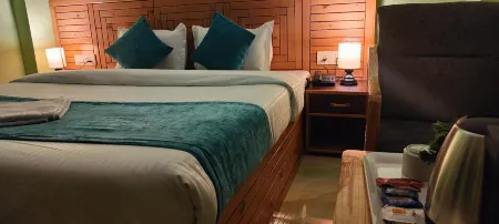 The Nush Stays Отели рядом с достопримечательностью «Igloo stay sethan»