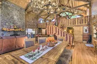 Countryside Cabin Retreat w/ Outdoor Kitchen! - parking