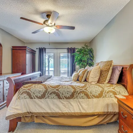 Lakefront Blairsville House w/ Game Room & Hot Tub