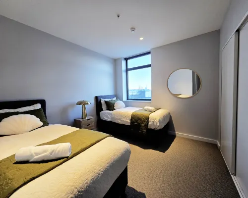 Modern 2BR Apartment in Lower Hutt's Heart ロワー・ハットのホテル