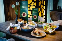 Fletcher Hotel-Restaurant ByZoo Emmen - breakfast