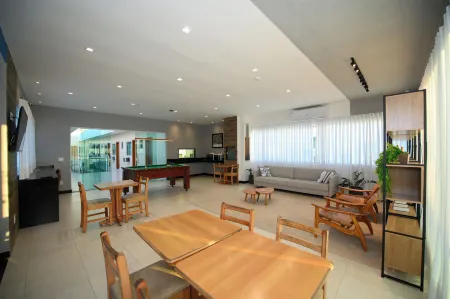 Hotel Elevare Niteroi Отели рядом с достопримечательностью «Praia de Charitas»