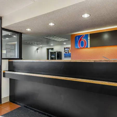 Days Inn by Wyndham Cincinnati I-71