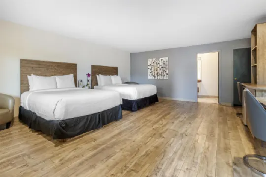 Dannys Hotel Suites, SureStay Collection by Best Western