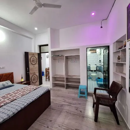 Tara Home Stay