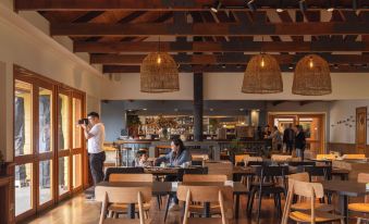 Hotel y Cabañas Punta Larga - Caja Los Andes