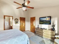 Best Views in Pine! Early/Last Minute/App & Member Promotions, Book Today!! Hotels in Pine