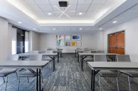 Holiday Inn Express & Suites COLUMBUS EDINBURGH by IHG Hotels in German Township