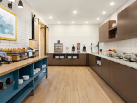 Staybridge Suites Indianapolis South - Greenwood by IHG Hotels in Johnson County