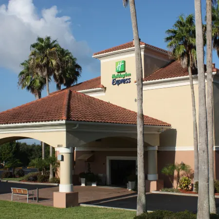 Holiday Inn Express CLERMONT by IHG