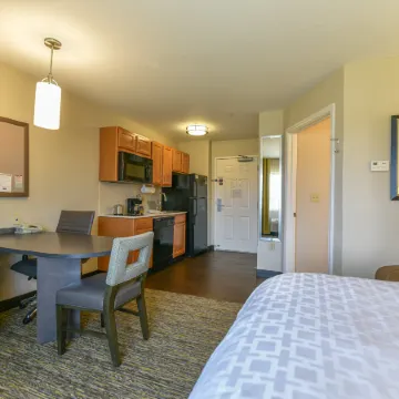 Candlewood Suites MEDFORD by IHG