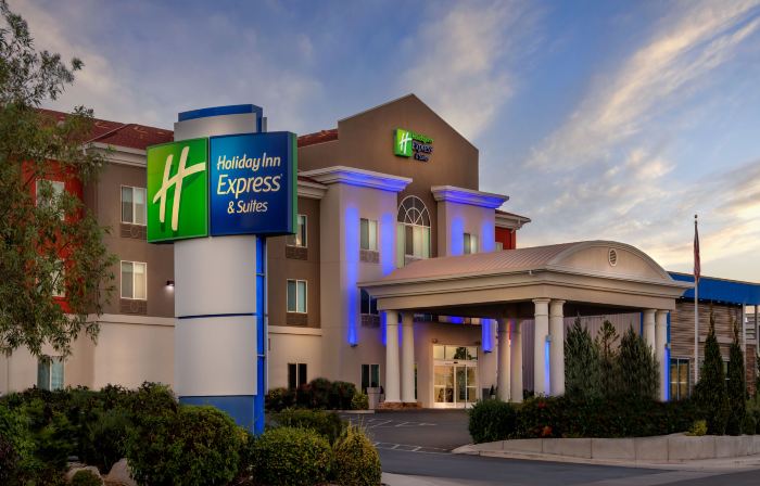Holiday Inn Express & Suites RENO AIRPORT by IHG