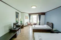 Royal Diamond Hotel Hotels in Khlong Kra Saeng