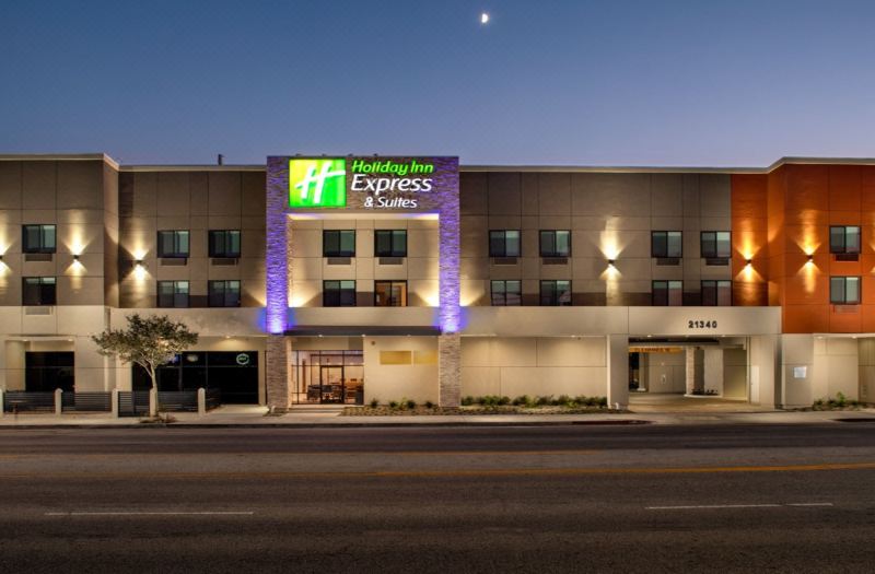 Holiday Inn Express & Suites Chatsworth by IHG