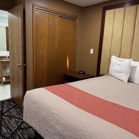 Town House Extended Stay Hotel Downtown